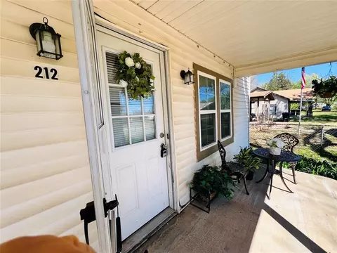 212 S 2nd St, Noble, OK 73068
