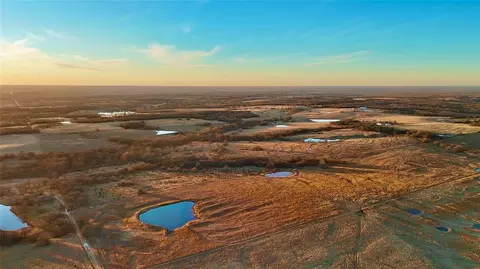 10 Whiterock Rd, Mcloud, OK 74851 photo 2