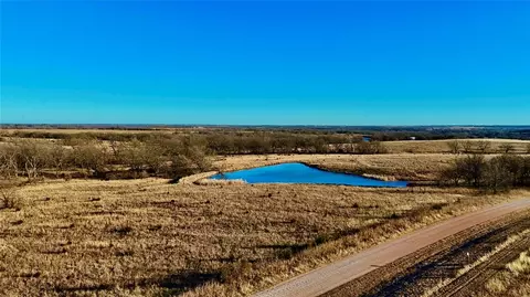 10 Whiterock Rd, Mcloud, OK 74851