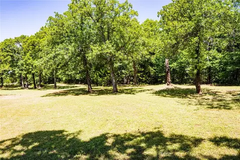 Exterior - 19 Russell Rd, Mcloud, OK 74851 photo 3 of 7