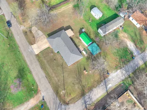 View/Area - 328 E Van Buren St, Crescent, OK 73028 photo 1 of 3