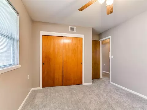 Other - 328 E Van Buren St, Crescent, OK 73028 photo 4 of 7
