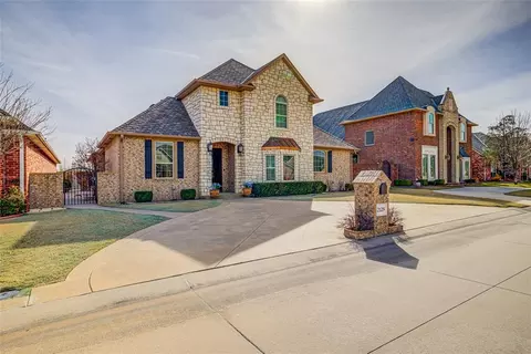 2128 Pinnacle Pt, Oklahoma City, OK 73170