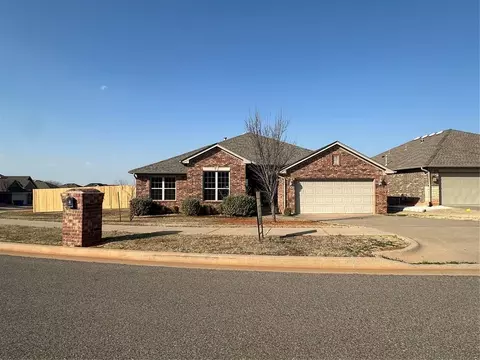605 Carolyn Ridge Rd, Norman, OK 73071