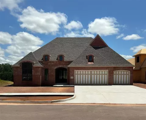 4000 Turning Stone Ln, Edmond, OK 73034