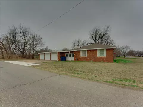 1923 E Perkins Ave, Guthrie, OK 73044 photo 26