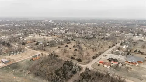 1923 E Perkins Ave, Guthrie, OK 73044 photo 18