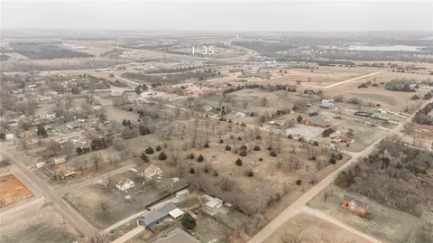 1923 E Perkins Ave, Guthrie, OK 73044 photo 13