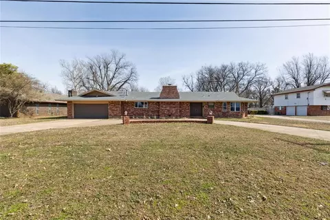 1444 Howard Dr, Del City, OK 73115