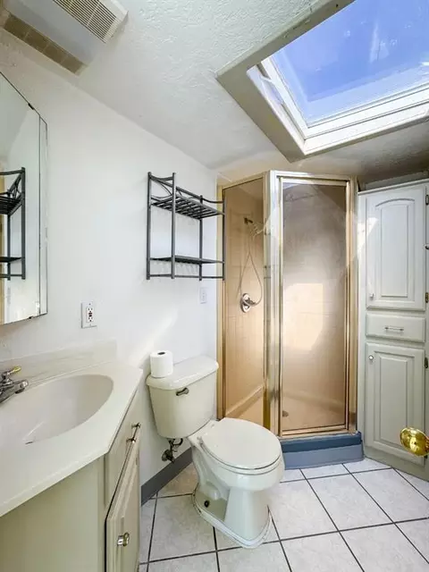 Bath - 1302 Denison Dr, Norman, OK 73069 photo 4 of 4