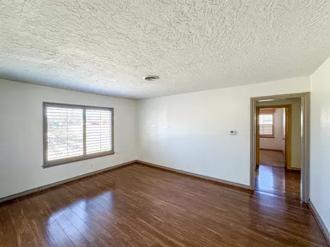 Living - 1302 Denison Dr, Norman, OK 73069 photo 4 of 6