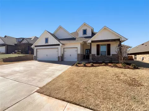 5509 Carmel Creek Dr, Mustang, OK 73064