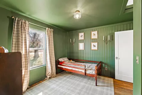Bedroom - 337616 E 1010, Meeker, OK 74855 photo 4 of 7