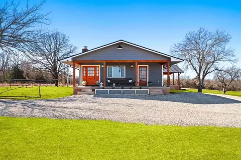 Exterior - 337616 E 1010, Meeker, OK 74855 photo 2 of 8