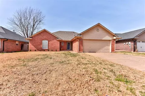 601 Firelane Rd, Edmond, OK 73003