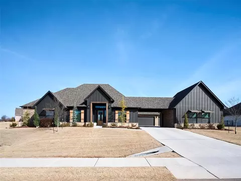 915 Villaverde Dr, Norman, OK 73071