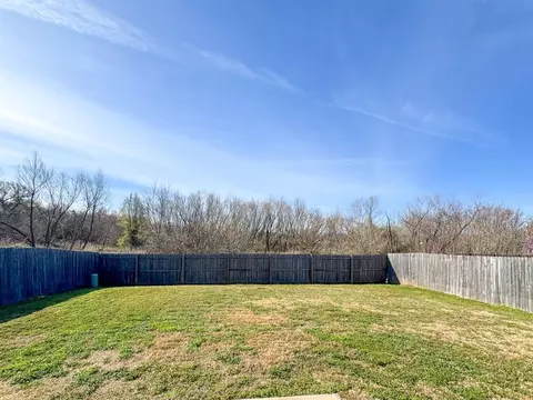 Exterior - 516 Sperry Dr, Norman, OK 73072 photo 6 of 7