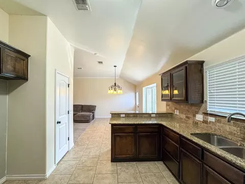 Entry Way - 516 Sperry Dr, Norman, OK 73072 photo 2 of 2