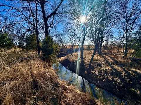 2 E 1170 Rd, Wetumka, OK 74883
