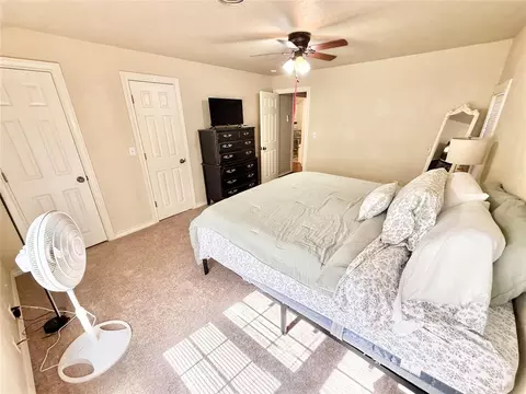 Bedroom - 714 E Cypress St, Altus, OK 73521 photo 5 of 5