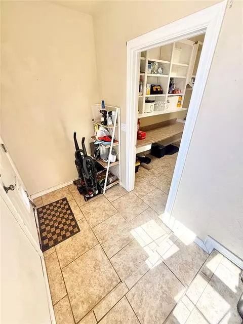 Other - 714 E Cypress St, Altus, OK 73521 photo 2 of 4
