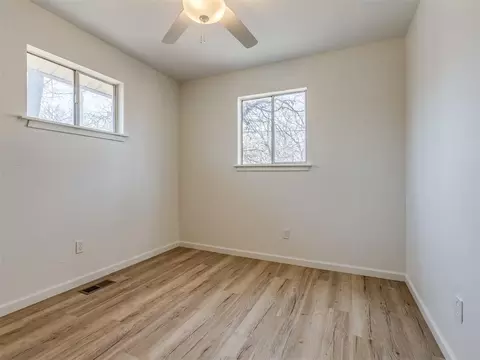 Bedroom - 116527 S 4250 Dr, Eufaula, OK 74432 photo 1 of 5