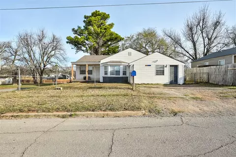 928 W Washington Ave, Chickasha, OK 73018