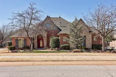 3029 Carriage Park Ln, Edmond, OK 73003