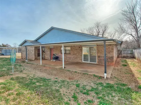 Other - 3421 E Noble Dr, Edmond, OK 73034 photo 4 of 5