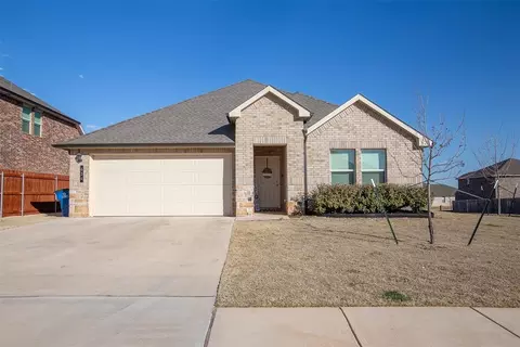 634 Park Place Dr, Newcastle, OK 73065