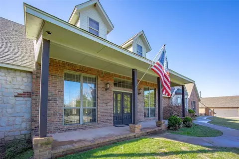 Exterior - 1260 E Rock Creek Rd, Tuttle, OK 73089 photo 4 of 11