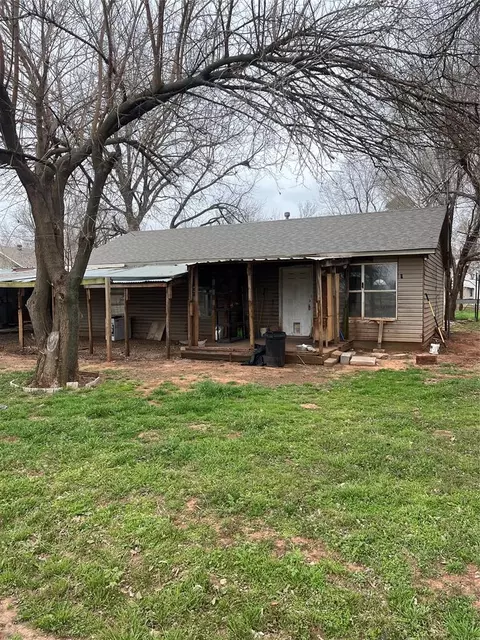 111 E Guisinger Ave, Mulhall, OK 73063