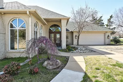 6216 Harden Dr, Oklahoma City, OK 73118