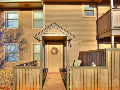 11413 Springhollow Rd #707, Oklahoma City, OK 73120