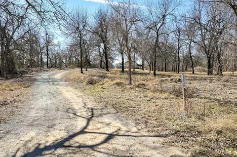 Exterior - 15524 E Hefner Rd, Jones, OK 73049 photo 8 of 9