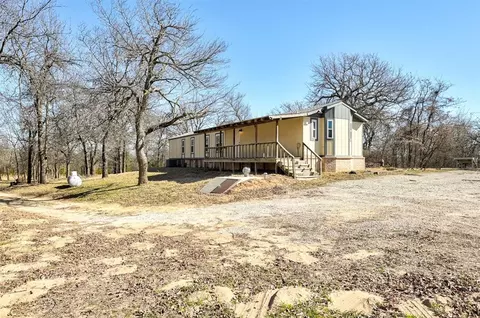 Exterior - 15524 E Hefner Rd, Jones, OK 73049 photo 2 of 9
