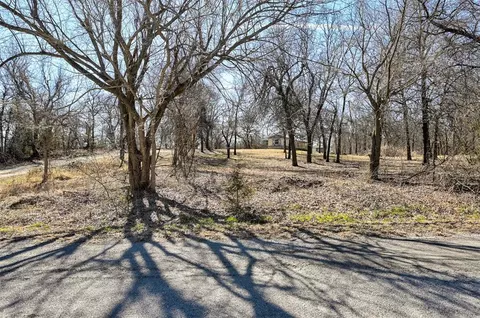 Exterior - 15524 E Hefner Rd, Jones, OK 73049 photo 7 of 9