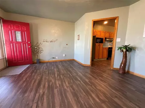 Living - 410 N Walnut St, Seiling, OK 73663 photo 5 of 6