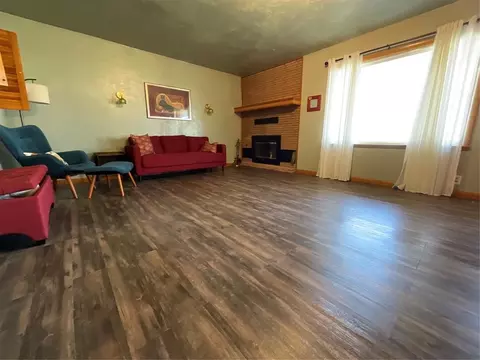 Living - 410 N Walnut St, Seiling, OK 73663 photo 1 of 6