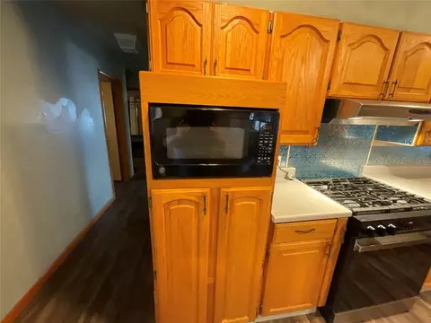 Kitchen - 410 N Walnut St, Seiling, OK 73663 photo 4 of 6