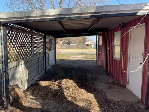 Other - 410 N Walnut St, Seiling, OK 73663 photo 5 of 12