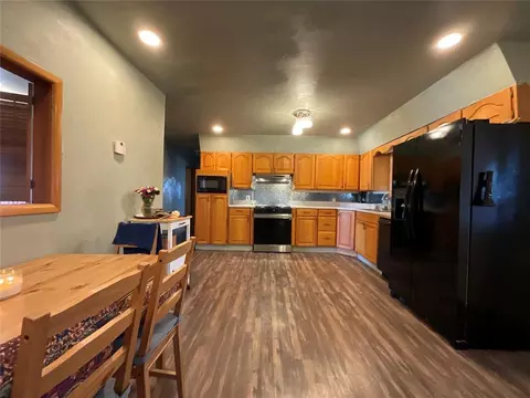 Kitchen - 410 N Walnut St, Seiling, OK 73663 photo 1 of 6