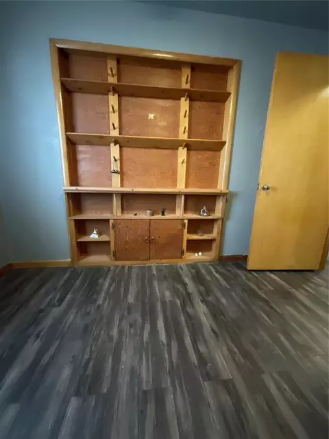 Bedroom - 410 N Walnut St, Seiling, OK 73663 photo 1 of 6