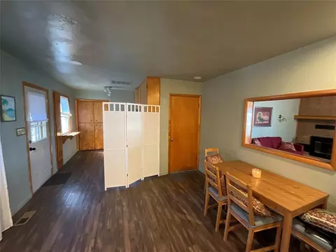Dining - 410 N Walnut St, Seiling, OK 73663 photo 1 of 1