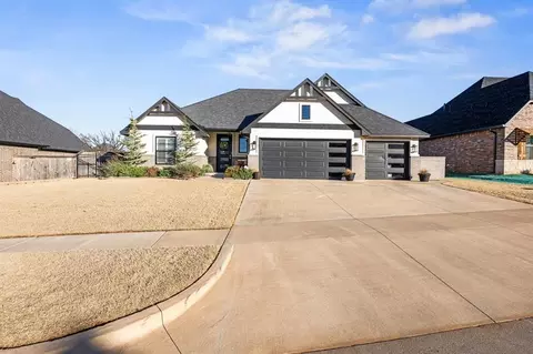 12504 Bristlecone Pine Blvd, Oklahoma City, OK 73142