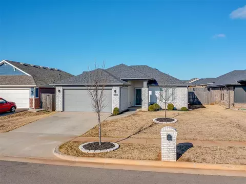 2313 Roca Dr, Edmond, OK 73012