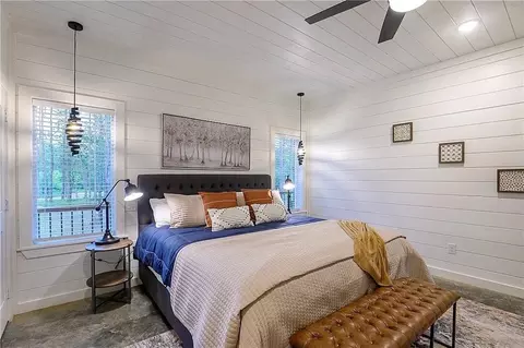 Bedroom - 20 Forrest Ln, Broken Bow, OK 74728 photo 1 of 4