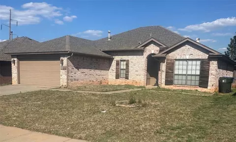 213 Sandstone Dr, Norman, OK 73071