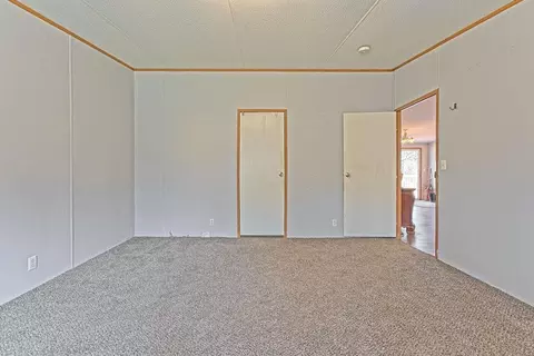Bedroom - 22072 Melissa Ln, Harrah, OK 73045 photo 1 of 8