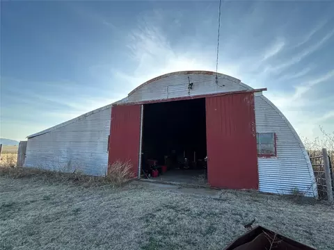 Undisclosed, Lone Wolf, OK 73655 photo 6